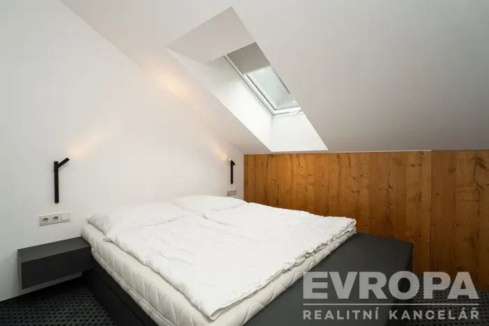 Prodej bytu 3+kk, Špindlerův Mlýn, okres trutnov, 81 m2