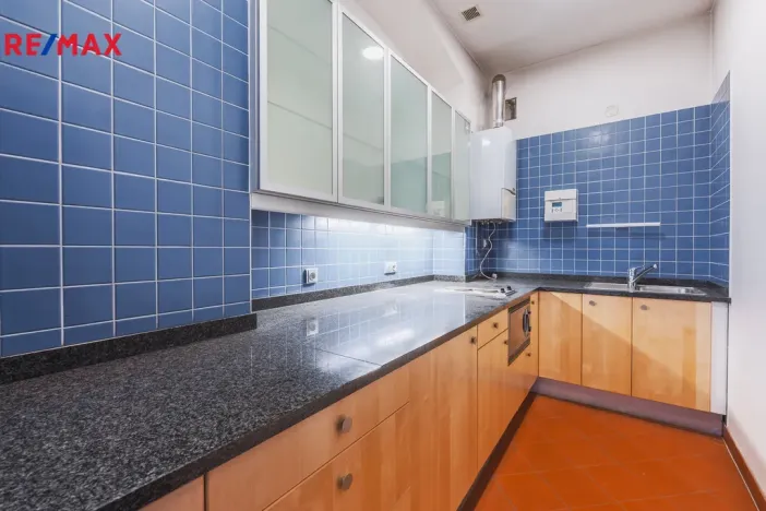 Pronájem obchodního prostoru, Praha - Staré Město, Staroměstské náměstí, 350 m2