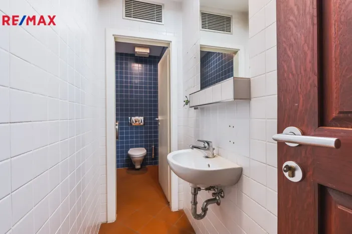 Pronájem obchodního prostoru, Praha - Staré Město, Staroměstské náměstí, 350 m2