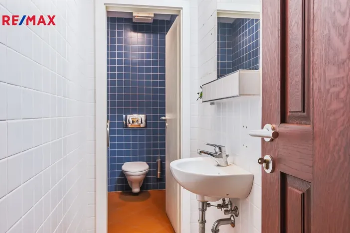 Pronájem obchodního prostoru, Praha - Staré Město, Staroměstské náměstí, 350 m2