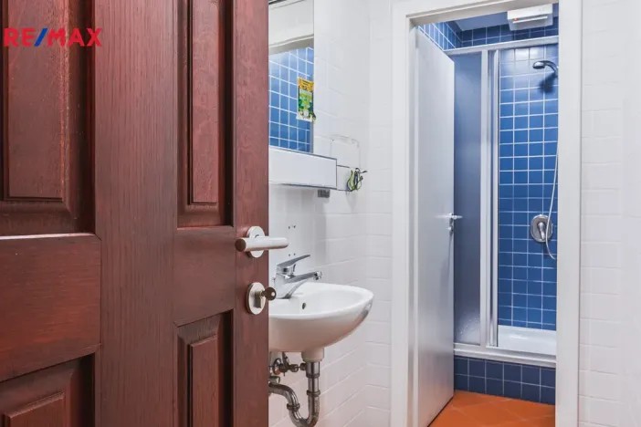 Pronájem obchodního prostoru, Praha - Staré Město, Staroměstské náměstí, 350 m2