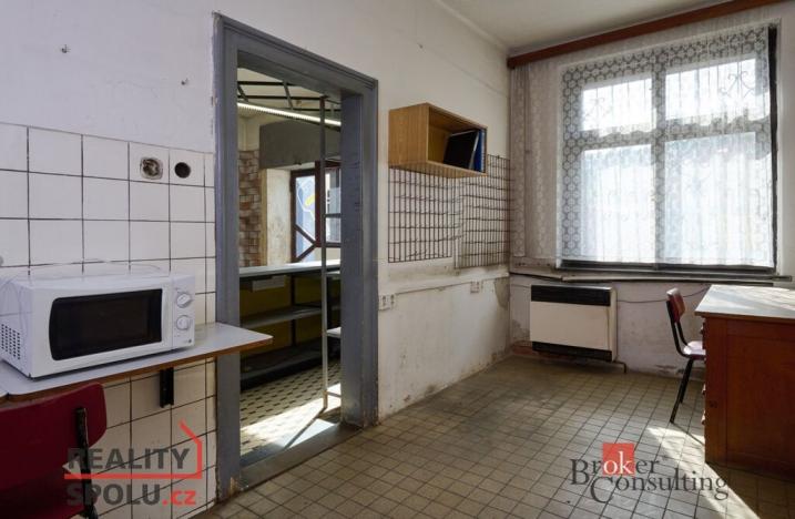 Pronájem obchodního prostoru, Mladá Boleslav - Mladá Boleslav III, Nádražní, 58 m2