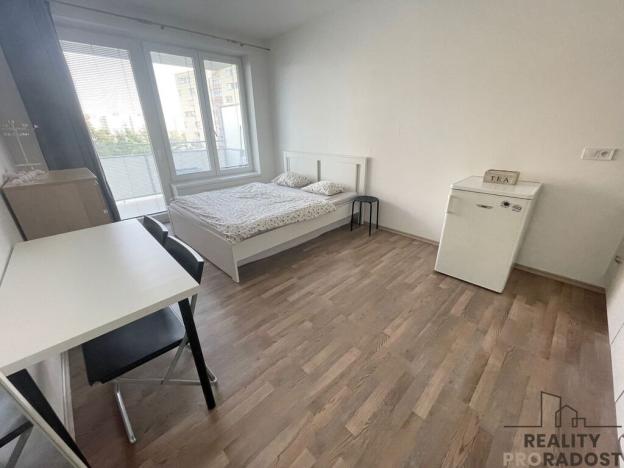 Pronájem bytu 1+kk, Olomouc, Janského, 34 m2