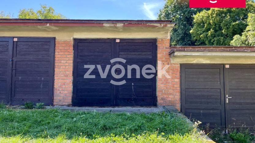 Pronájem garáže, Zlín - Příluky, 17 m2