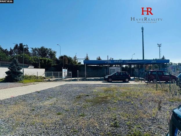 Pronájem garáže, Benešov, Hodějovského, 15 m2