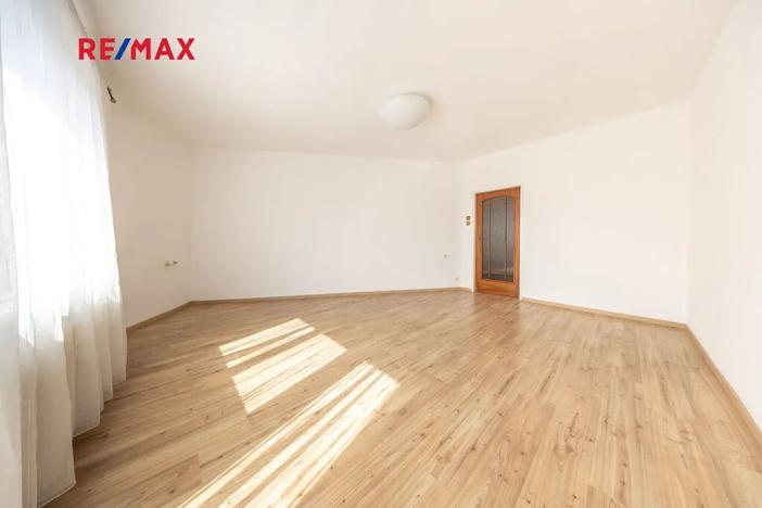 Pronájem bytu 3+1, Praha - Podolí, Jeremenkova, 80 m2