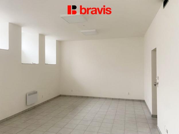 Pronájem obchodního prostoru, Brno - Husovice, Dukelská třída, 80 m2