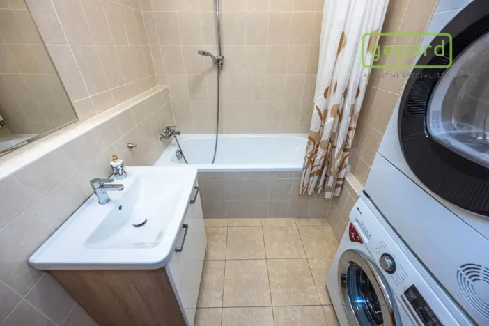 Prodej bytu 3+kk, Praha, Wiesenthalova, 80 m2