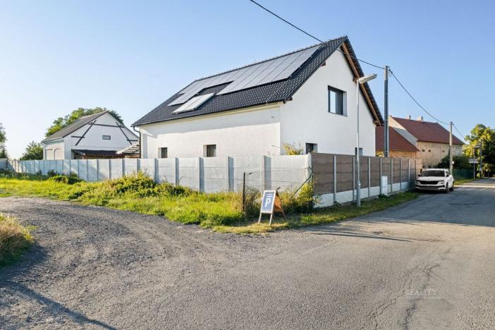 Prodej rodinného domu, Mělnické Vtelno - Radouň, Chorušická, 221 m2