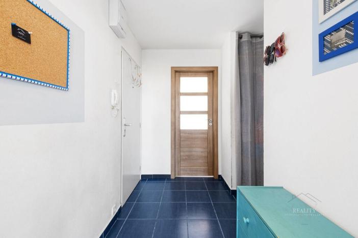 Prodej bytu 3+kk, Praha - Kobylisy, Třeboradická, 68 m2