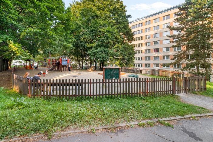 Prodej bytu 3+kk, Praha - Kobylisy, Třeboradická, 68 m2