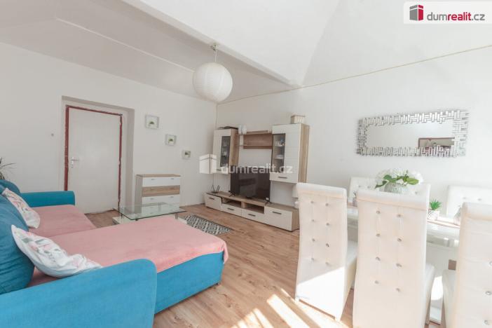 Prodej činžovního domu, Králův Dvůr, 5. května, 360 m2