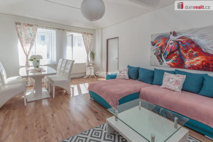 Prodej činžovního domu, Králův Dvůr, 5. května, 360 m2