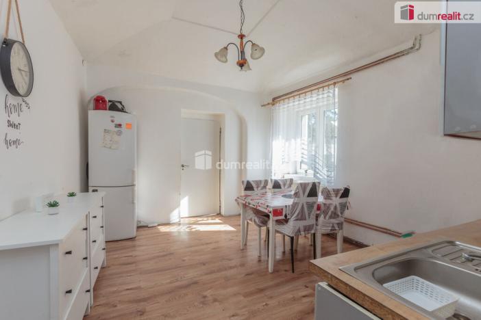 Prodej činžovního domu, Králův Dvůr, 5. května, 360 m2