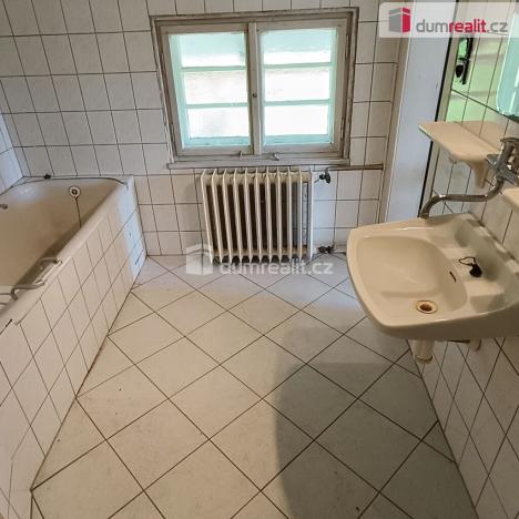 Prodej chalupy, Lipová, 200 m2