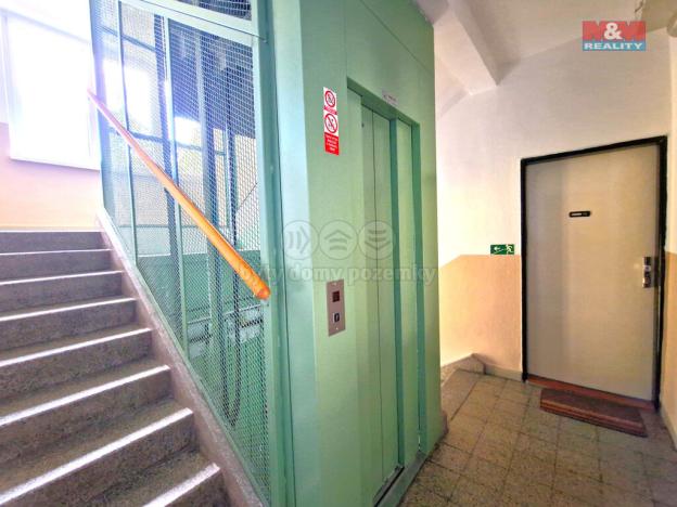 Prodej bytu 4+1, Krnov - Pod Cvilínem, SPC H, 75 m2