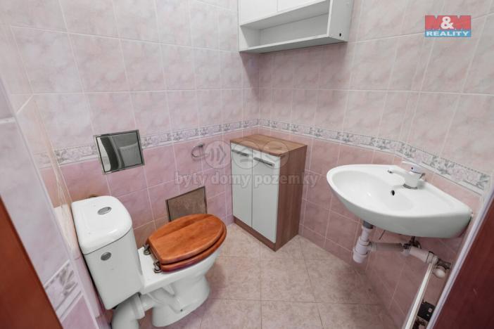 Prodej rodinného domu, Záryby, 200 m2