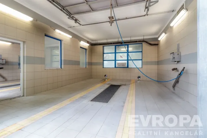 Prodej komerčního pozemku, Statenice, okres praha-západ, Kralupská, 3193 m2