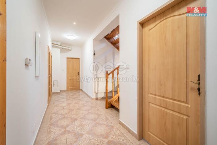 Prodej rodinného domu, Nenačovice, 240 m2