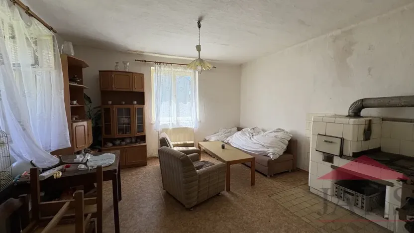 Prodej podílu 3/4 rodinného domu, Žihobce, 85 m2