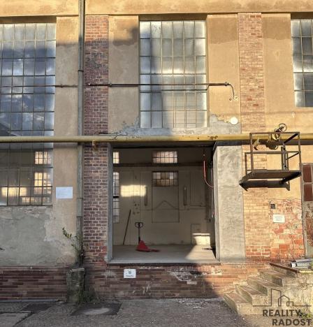 Pronájem skladu, Blansko, 273 m2