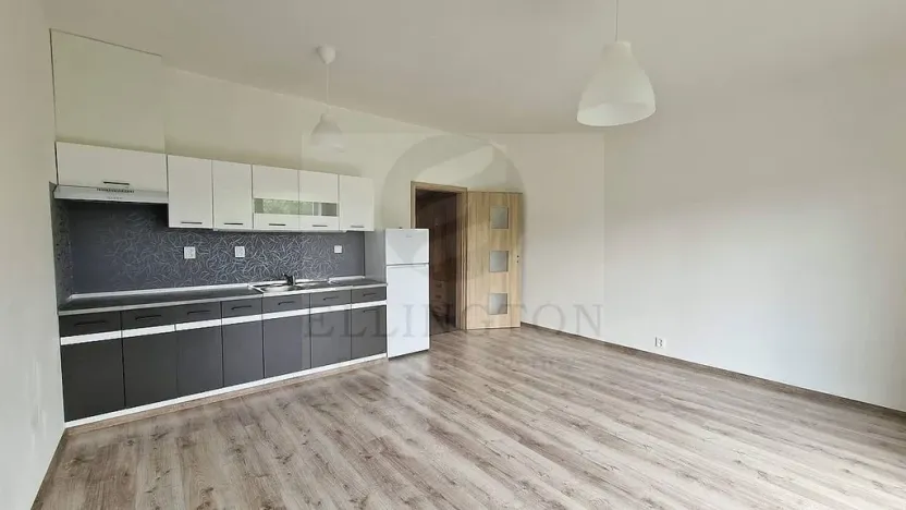 Pronájem bytu 1+kk, Praha - Chodov, Klapálkova, 32 m2