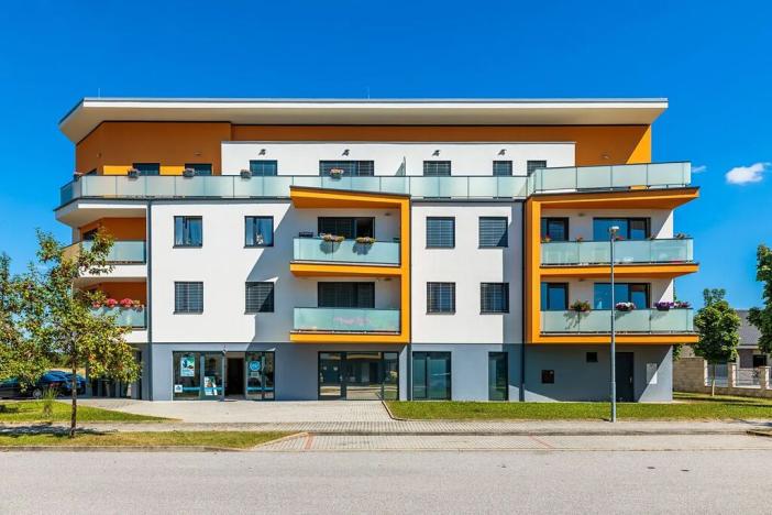 Prodej bytu 3+kk, České Budějovice, Rožnovská, 75 m2