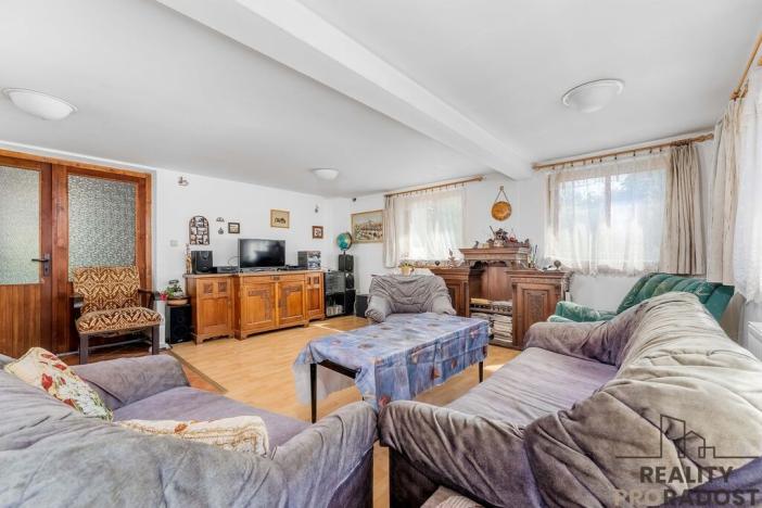 Prodej rodinného domu, Žďárec, 360 m2