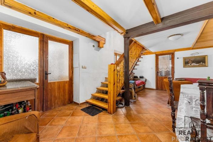 Prodej rodinného domu, Žďárec, 360 m2