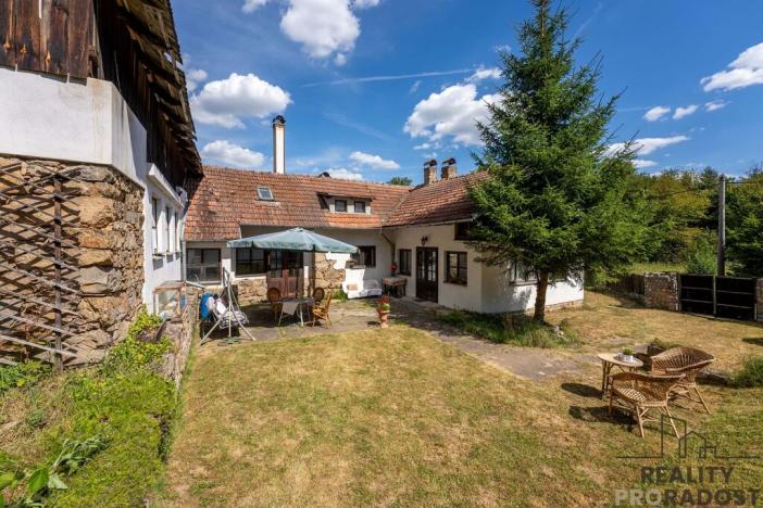 Prodej rodinného domu, Žďárec, 360 m2