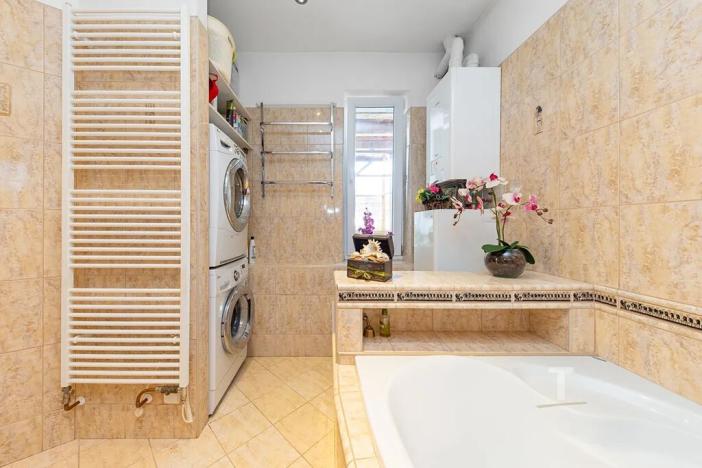 Prodej bytu 4+kk, Lysice, Horní náměstí, 179 m2