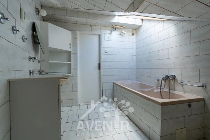 Prodej rodinného domu, Železný Brod, Jirchářská, 399 m2