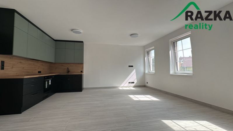 Pronájem bytu 2+kk, Planá, Zámecká, 55 m2