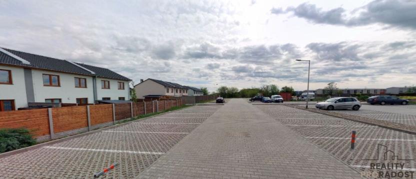 Prodej garážového stání, Chýně, Uherova, 13 m2