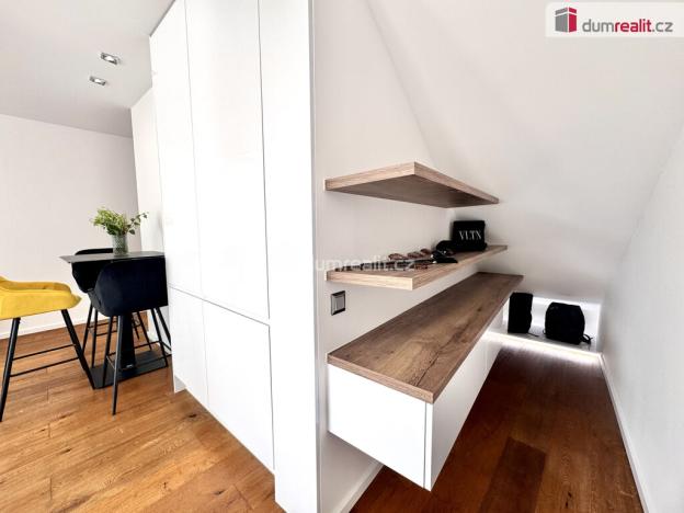 Prodej bytu 2+kk, Praha - Hostivař, Pod průsekem, 59 m2