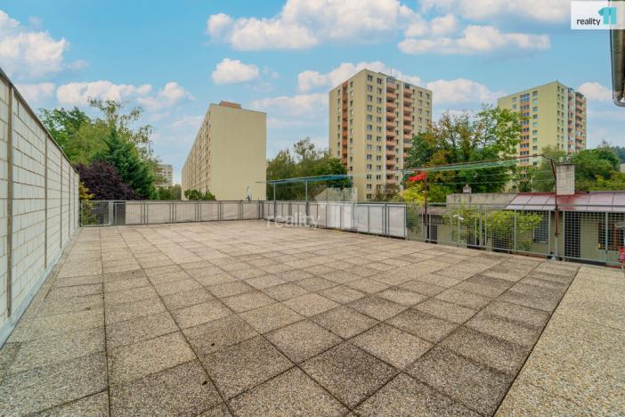 Prodej činžovního domu, Zlín - Louky, Růžová, 600 m2