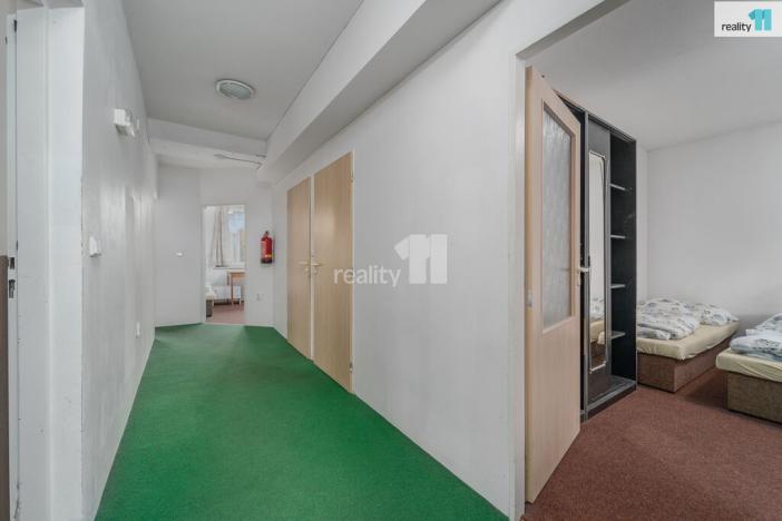 Prodej činžovního domu, Zlín - Louky, Růžová, 600 m2