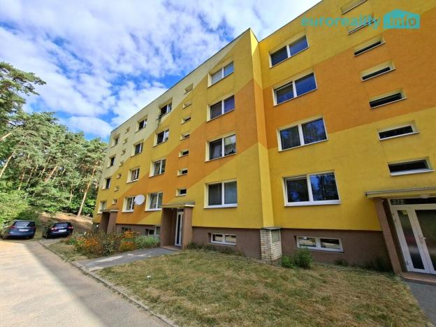 Pronájem bytu 2+1, Stráž pod Ralskem, Máchova, 42 m2