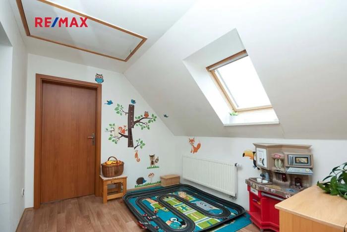 Prodej rodinného domu, Obříství, Svatopluka Čecha, 300 m2