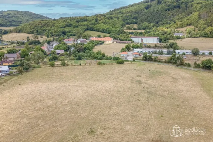Prodej pozemku pro bydlení, Klášterec nad Ohří, 10940 m2