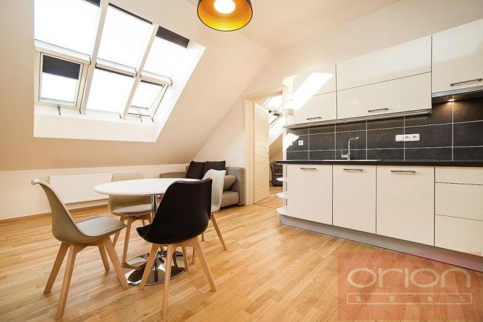 Pronájem bytu 3+kk, Praha - Žižkov, Kubelíkova, 81 m2