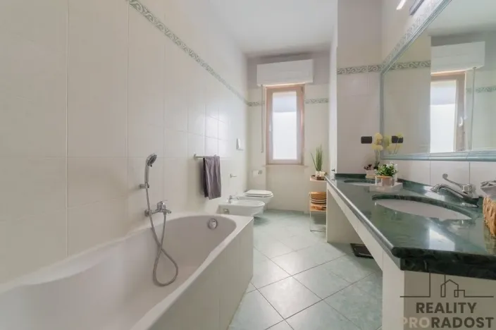 Prodej bytu 4+kk, Silvi,, Itálie, 110 m2