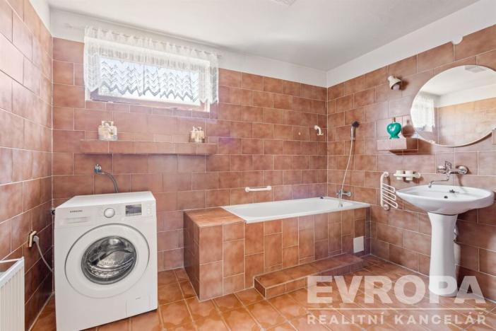 Prodej rodinného domu, Praha - Běchovice, Českobrodská, 156 m2