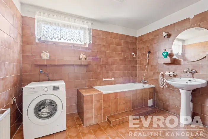 Prodej rodinného domu, Praha - Běchovice, Českobrodská, 156 m2