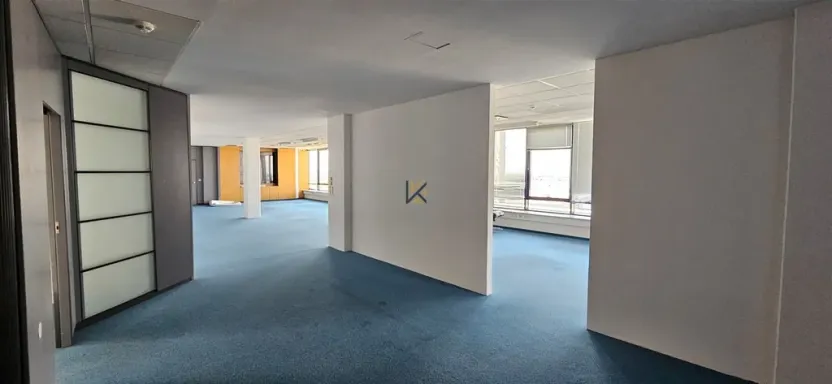 Pronájem kanceláře, Nupaky, okres praha-východ, 322 m2