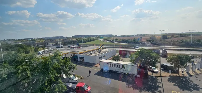 Pronájem kanceláře, Nupaky, okres praha-východ, 322 m2