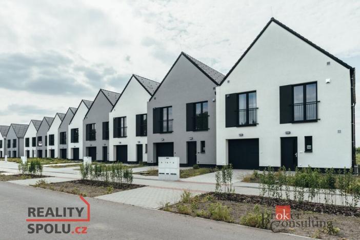 Prodej rodinného domu, Pečky - Velké Chvalovice, Za Statkem, 166 m2