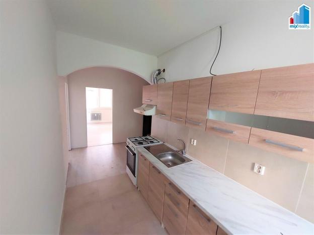 Prodej bytu 3+1, Klatovy - Klatovy III, Pod Hůrkou, 70 m2