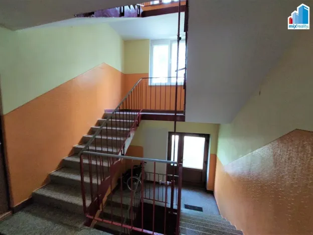 Prodej bytu 3+1, Klatovy - Klatovy III, Pod Hůrkou, 70 m2