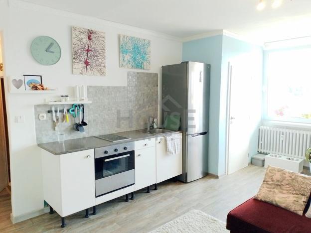 Prodej bytu 2+kk, Praha - Vršovice, Baškirská, 35 m2